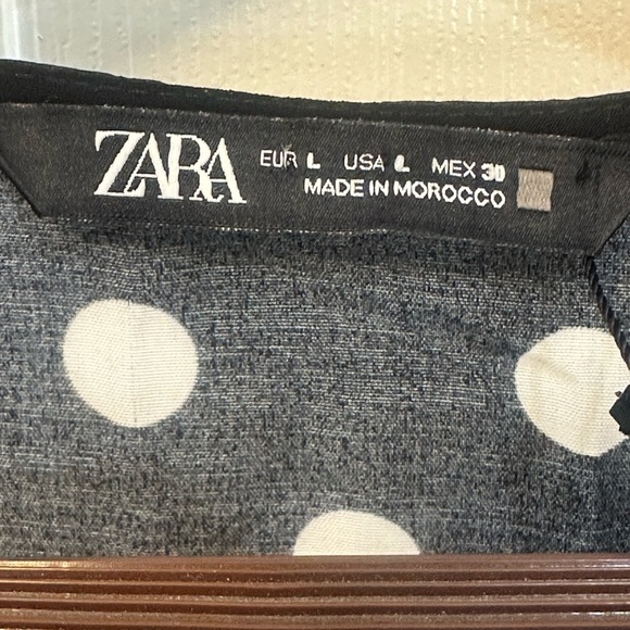 ZARA MINI Black Pullover V Neck Polka Dot Dress Batwing 2 Tier Skirt Size L NWT - Picture 6 of 12